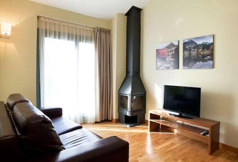 Residence Cerdanya Bourg-Madame Esterno foto